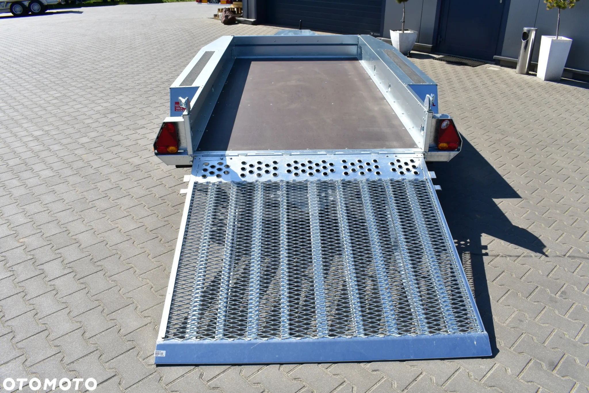 Brenderup Mocna przyczepa do minikoparki MT3080 DMC 2700 kg. - 9