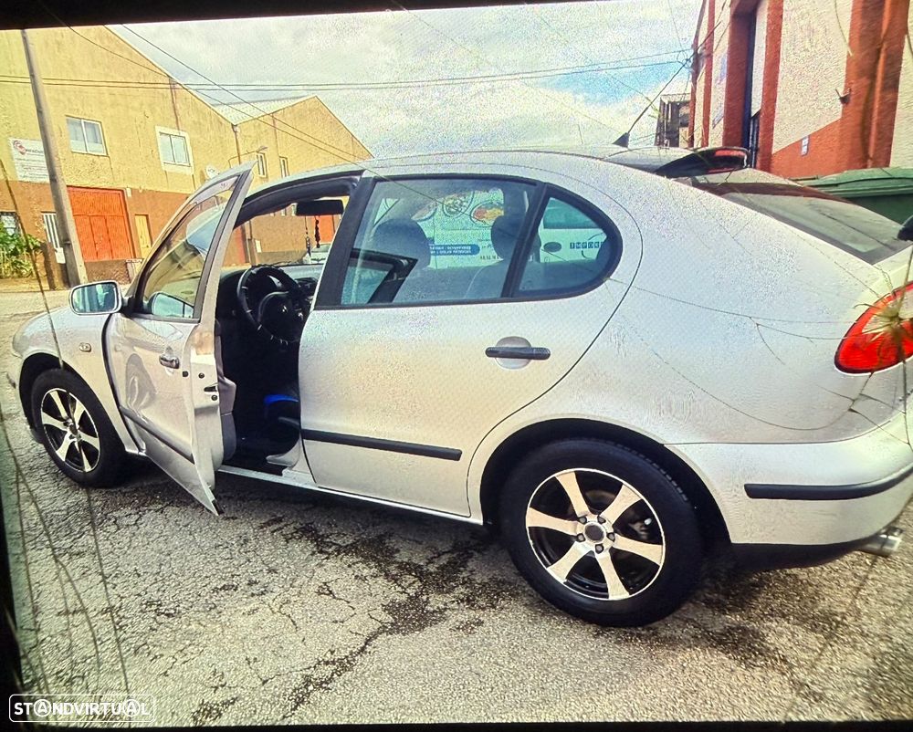 SEAT Leon ver-1-4-16v-signo - 7