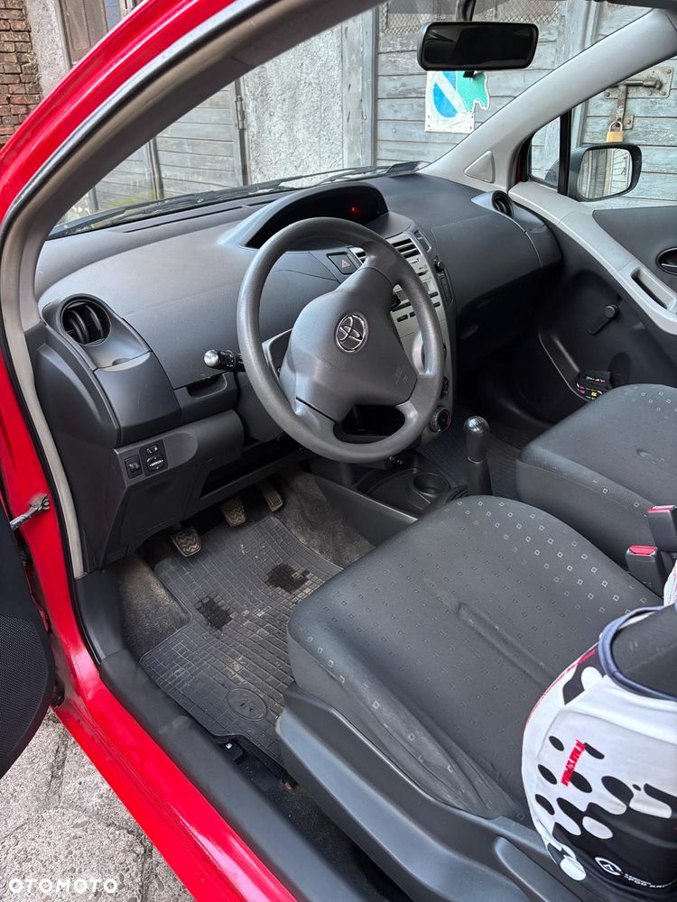 Toyota Yaris 1.3 Luna - 9