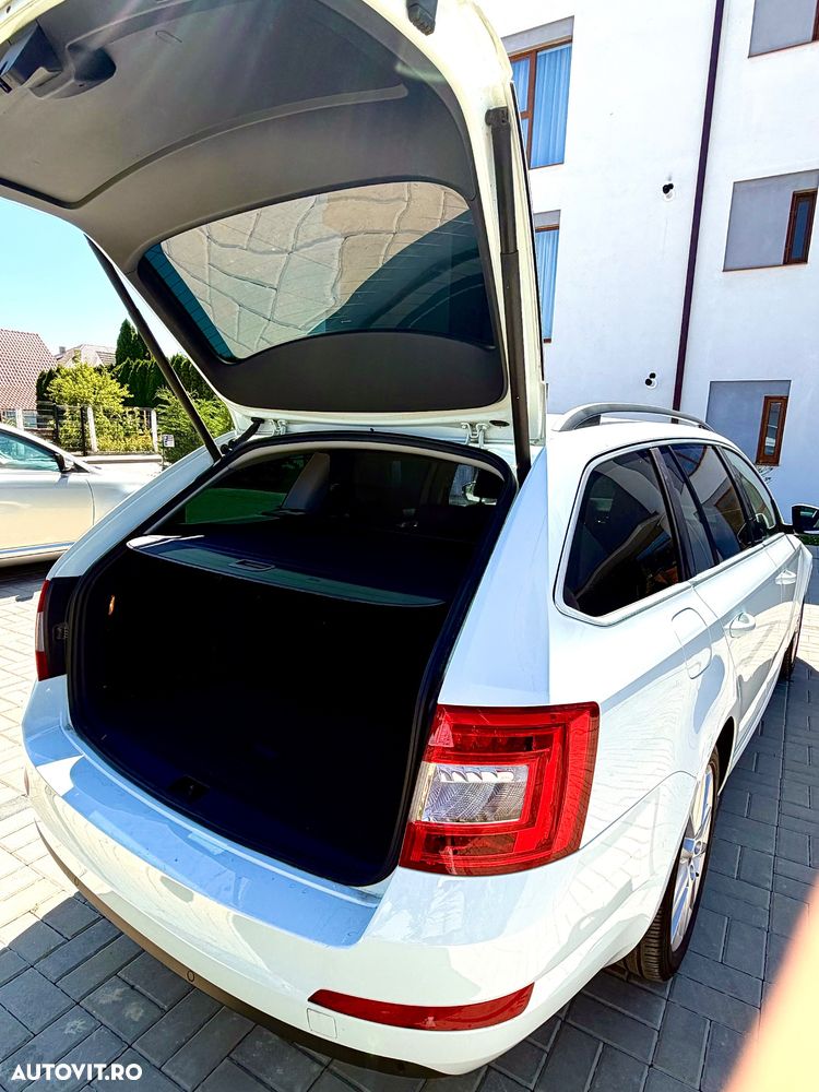 Skoda Octavia 1.6 TDI Style - 5