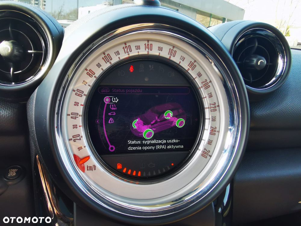 MINI Countryman - 16