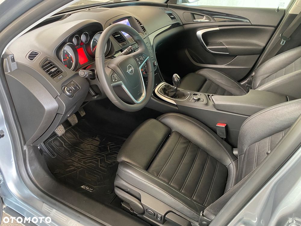 Opel Insignia - 8