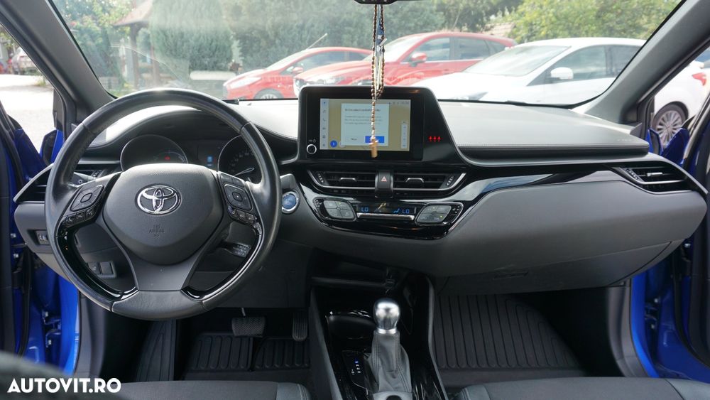 Toyota C-HR - 13
