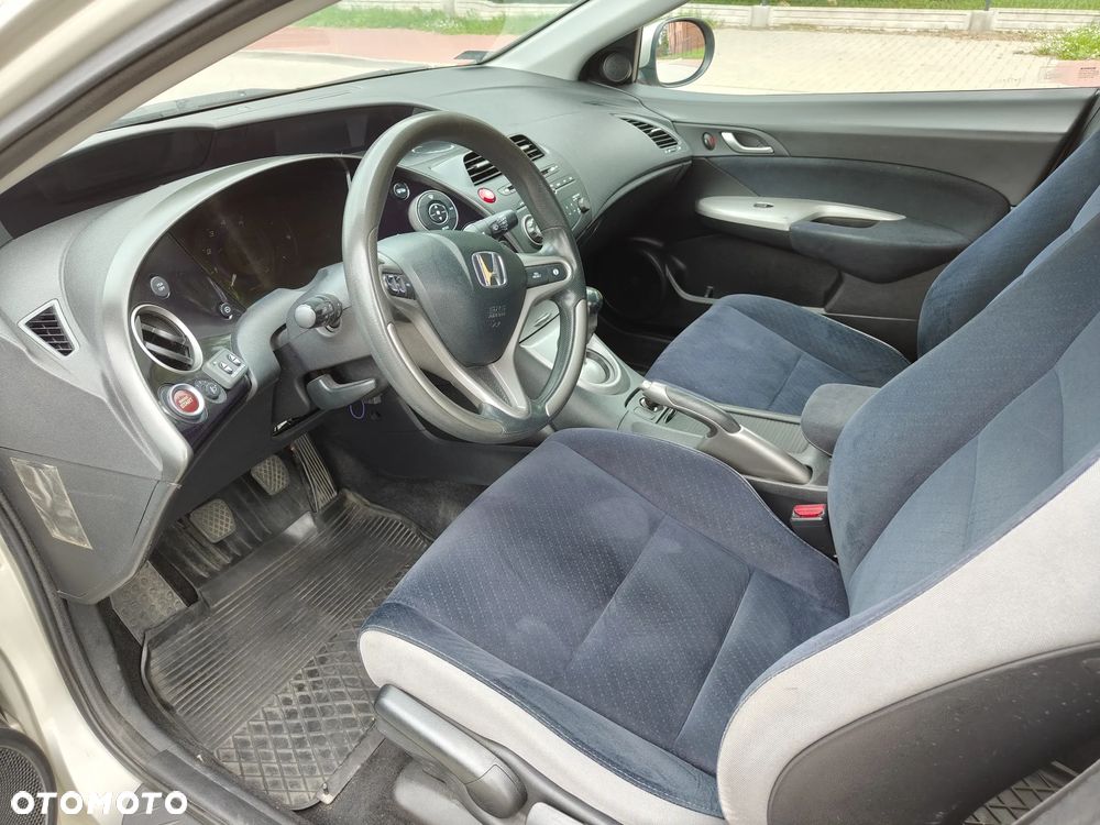 Honda Civic 1.4 Base - 12