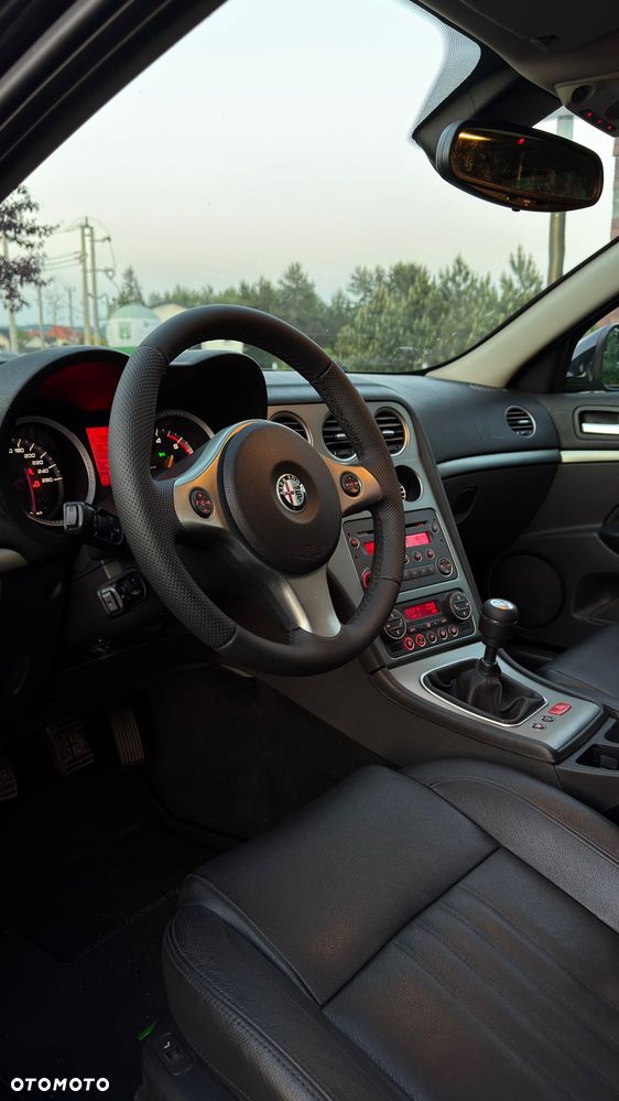 Alfa Romeo 159 1.9 JTDM 16V DPF Distinctive - 37