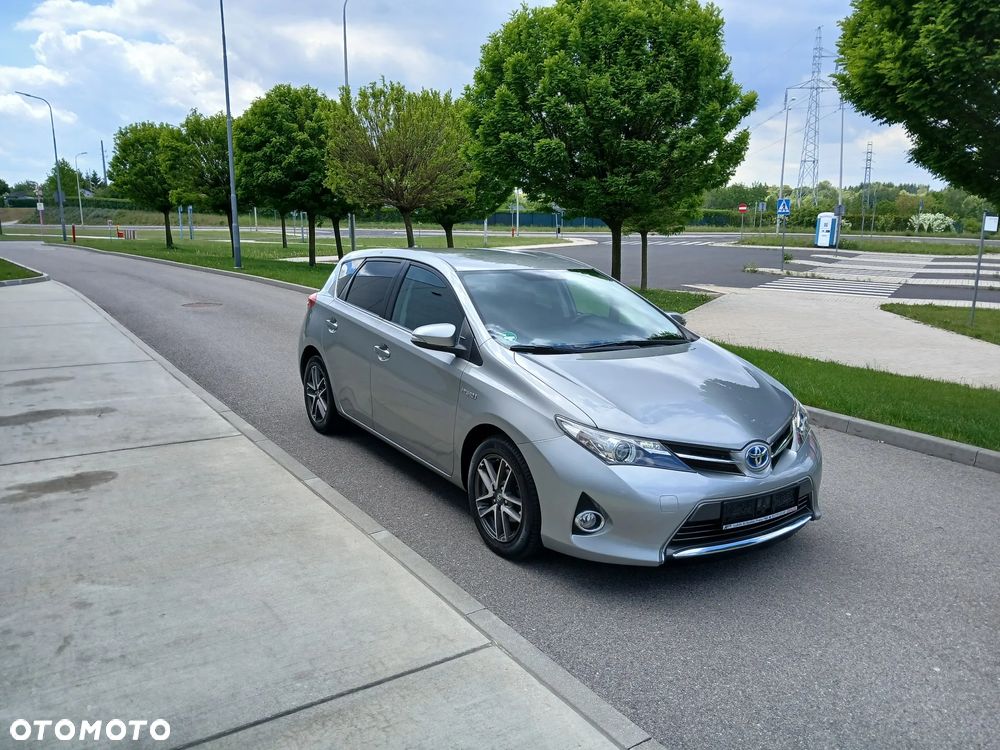 Toyota Auris 1.8 HSD Luna - 3