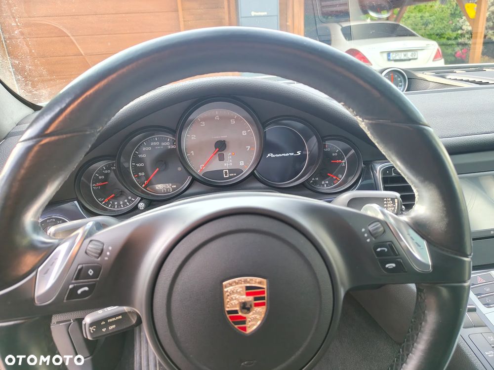 Porsche Panamera S PDK - 9