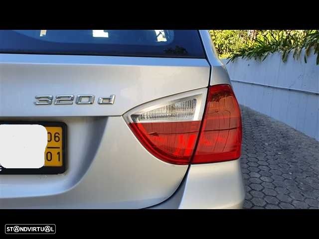 BMW 320 dA Exclusive - 5