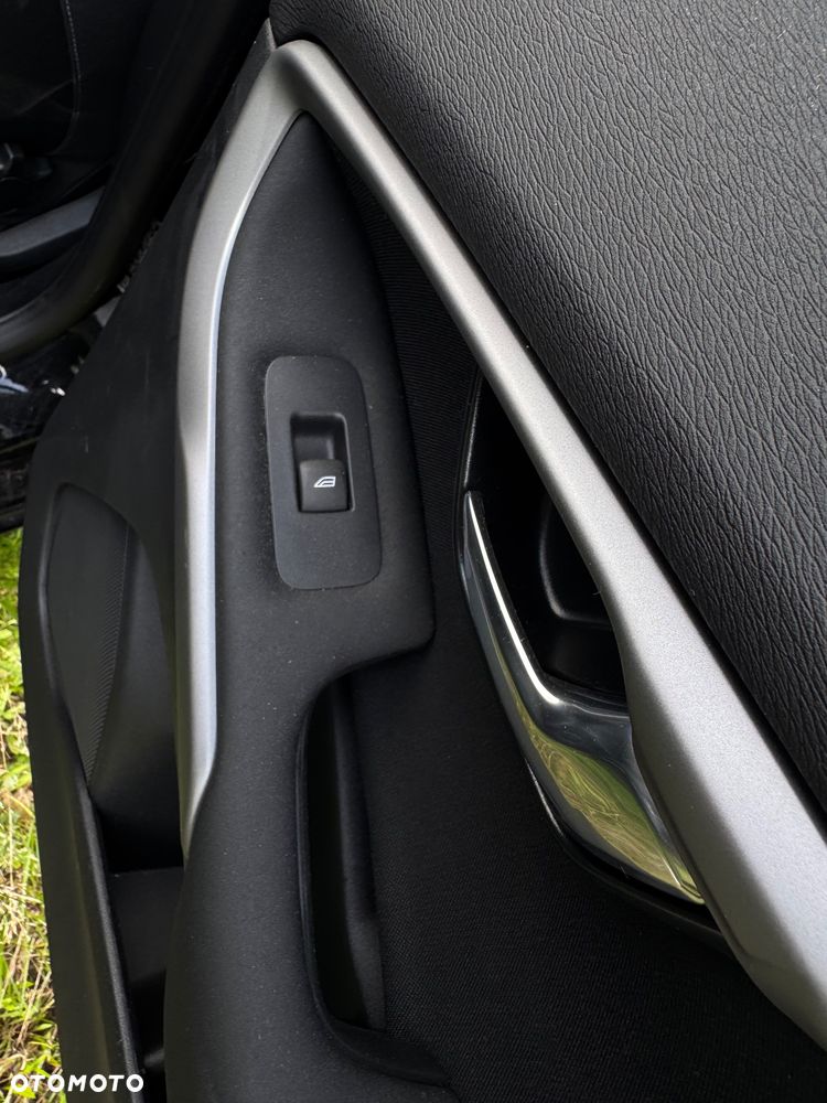BMW Seria 5 520i - 16