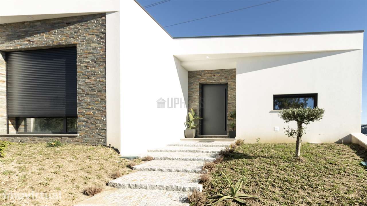 Moradia T2 Térrea Nova - Rio de Loba, Viseu - Grande imagem: 3/21
