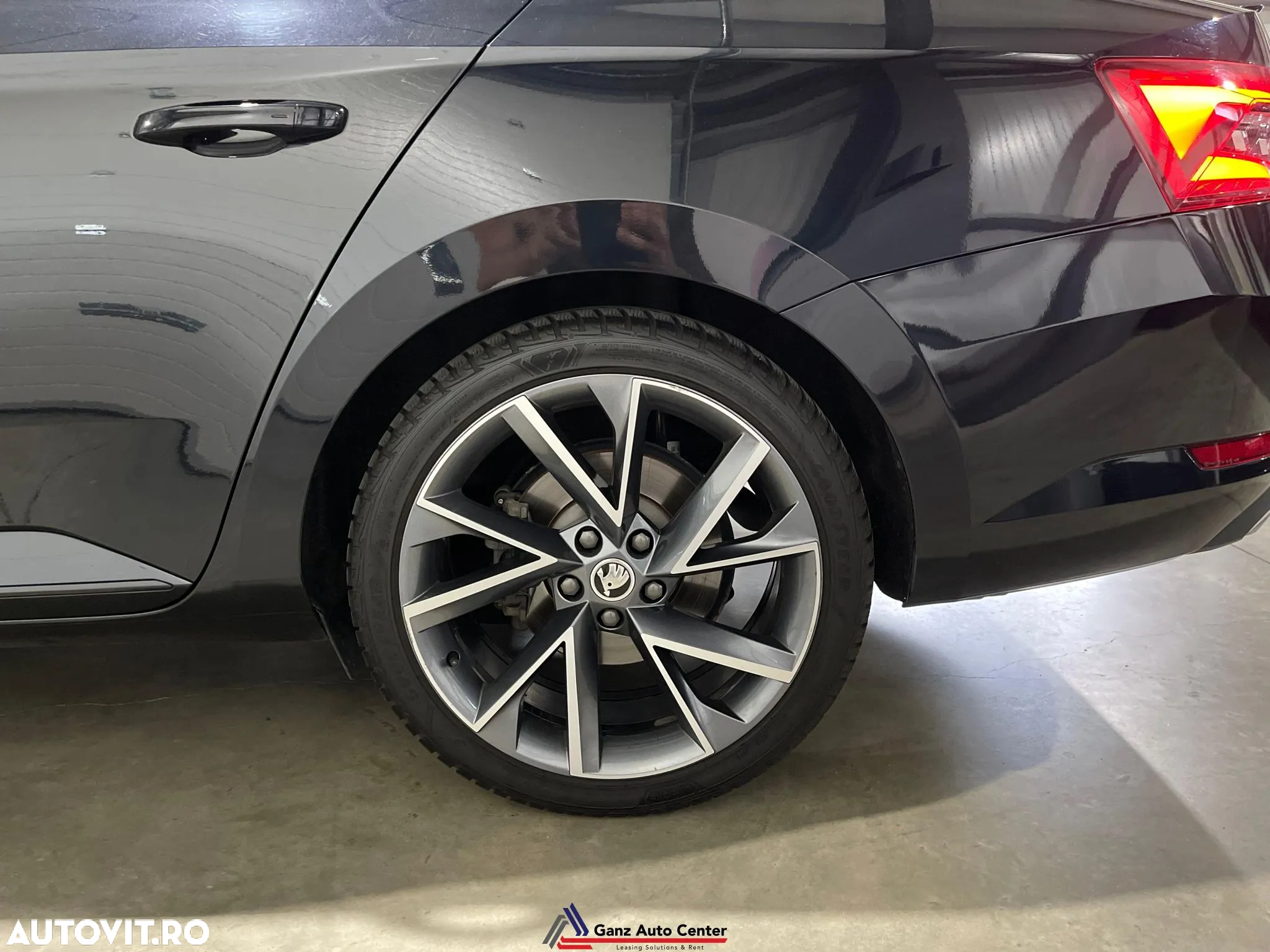 Skoda Superb 2.0 TDI 4X4 DSG Sportline - 38