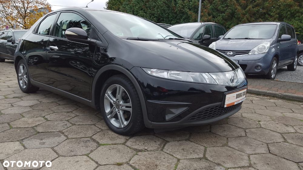 Honda Civic 1.8 Comfort - 26