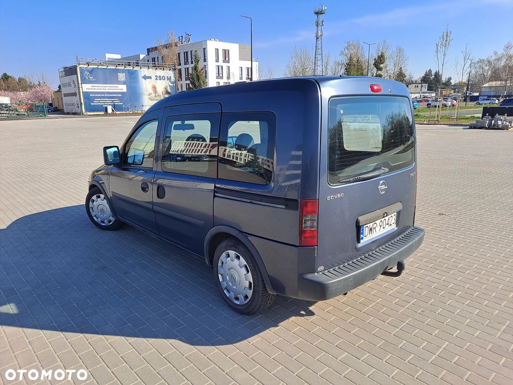 Opel Combo Tour - 4