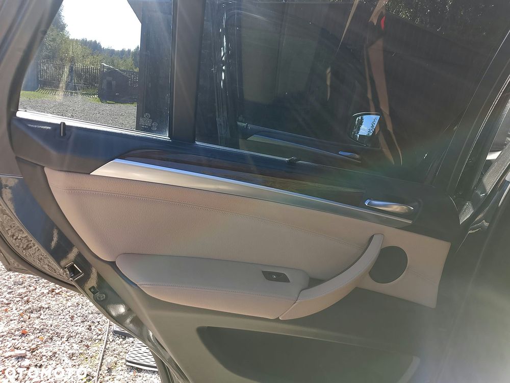 BMW X5 - 16