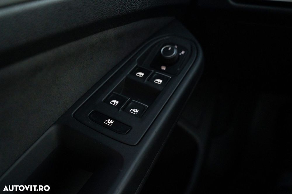 VOLKSWAGEN Golf 2024 — imagine 19