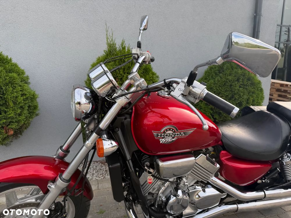 Honda VF - 36