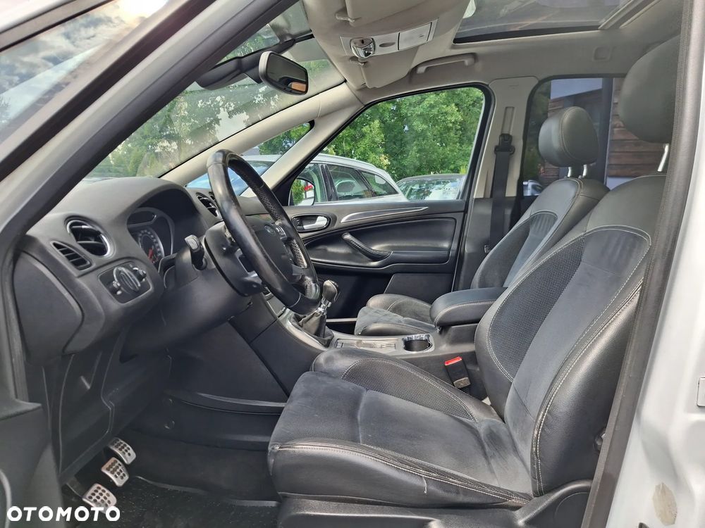 Ford S-Max 2.2 TDCi Titanium - 25