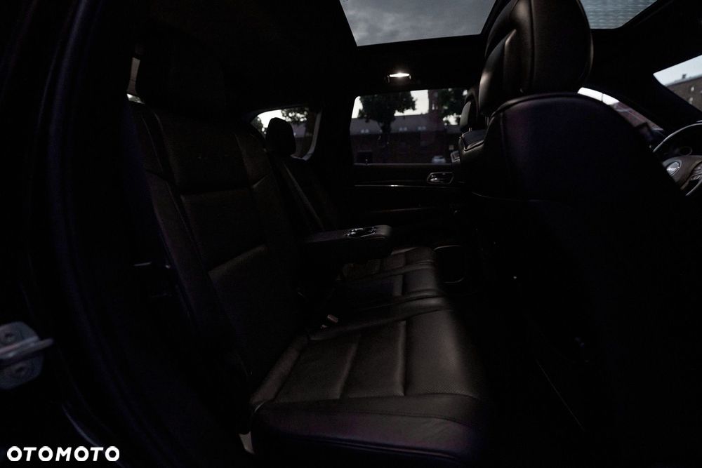 Jeep Grand Cherokee 3.0 CRD Summit - 32