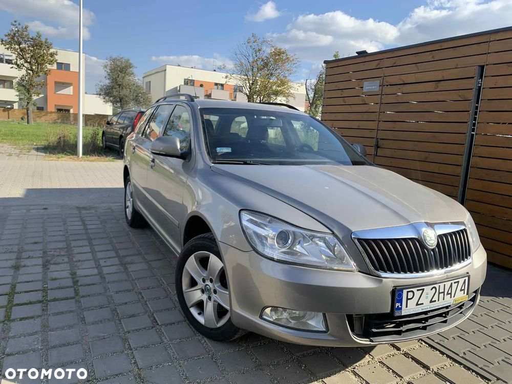 Skoda Octavia 1.8 T FSI Ambiente - 1