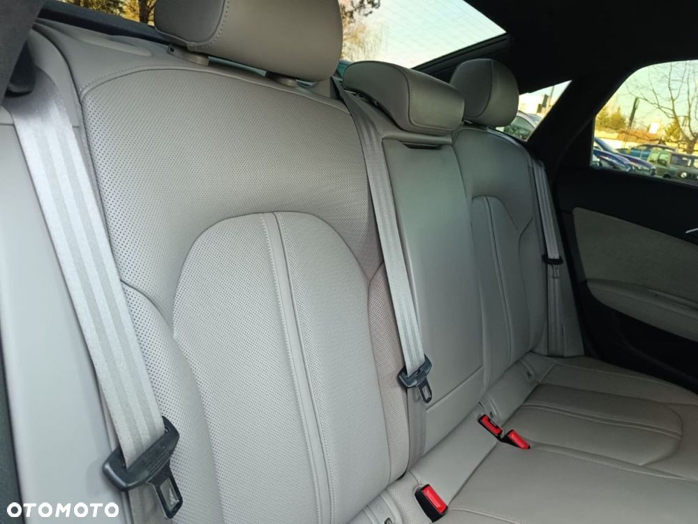 Audi S6 Limousine - 22