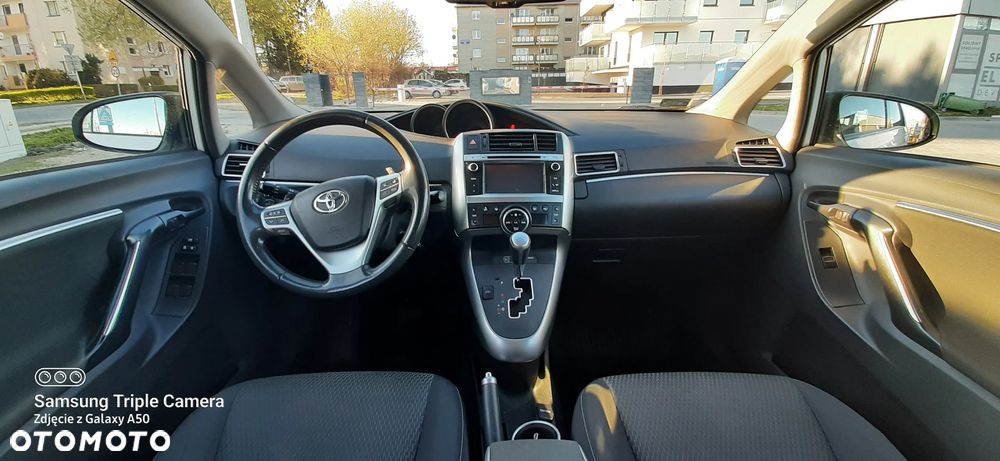 Toyota Verso 1.8 Premium 7os MS - 15