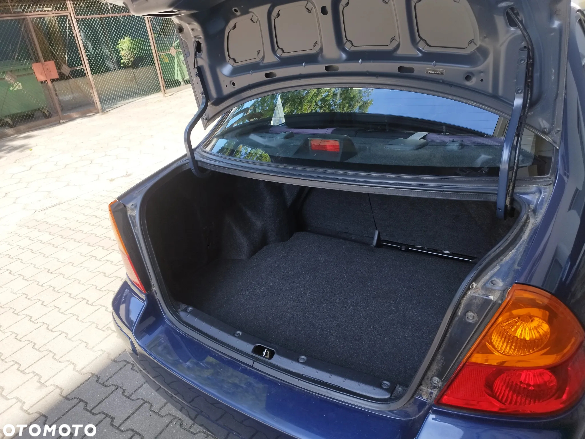 Suzuki Liana 1.6 - 22