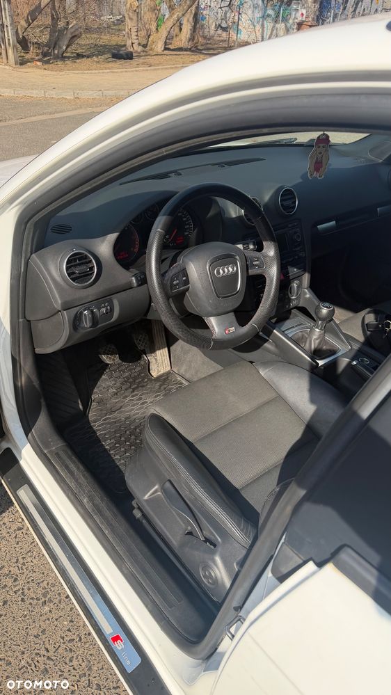 Audi A3 Sportback 2.0 TDI DPF Ambiente - 6