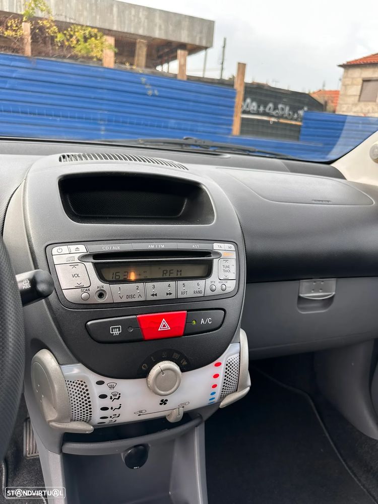 Toyota Aygo 1.0 Plus Sport Pack - 7