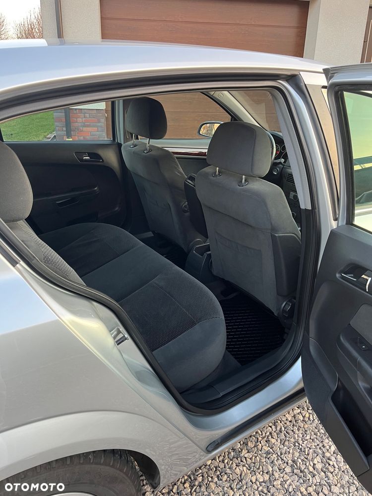 Opel Astra 1.6 Cosmo - 13