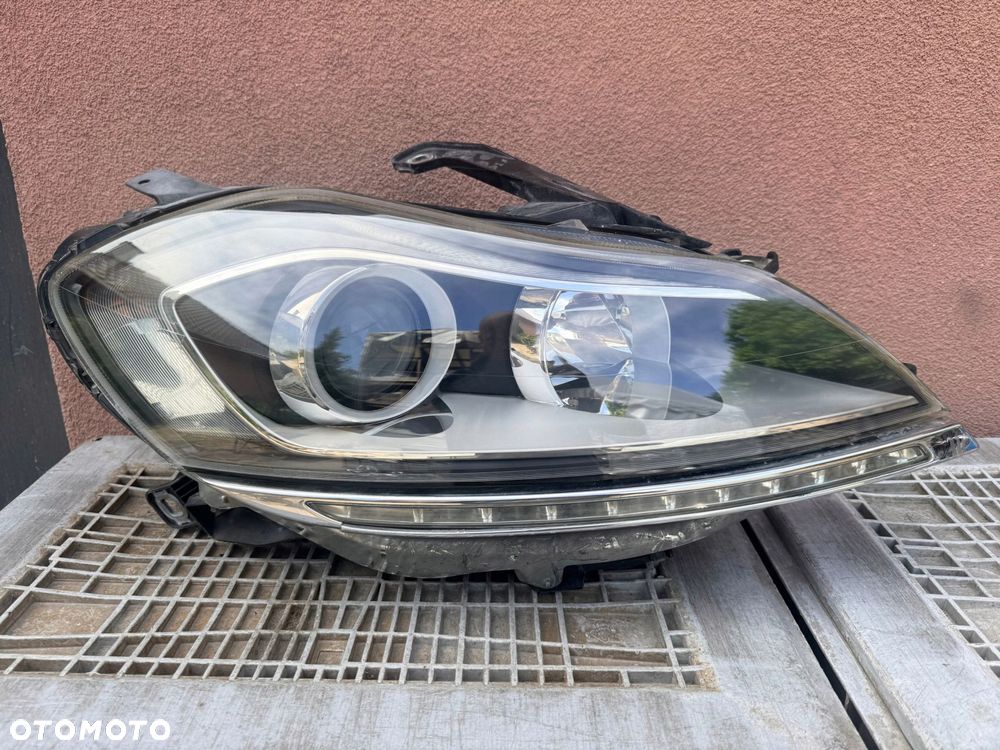 Lampa przednia LANCIA DELTA III ZWYKŁA + LED PRAWA EUROPA ŁADNA AL - 1