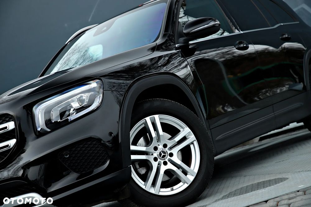 Mercedes-Benz GLB 200 7G-DCT - 3
