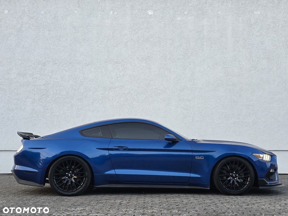 Ford Mustang 5.0 V8 GT - 28