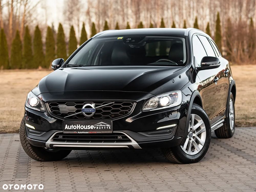 Volvo V60 Cross Country - 4