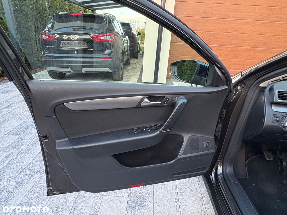 Volkswagen Passat Variant 1.4 TSI BlueMotion Technology Business Edition - 16