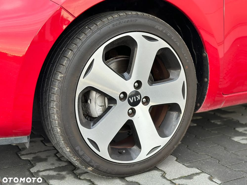 Kia Rio - 4
