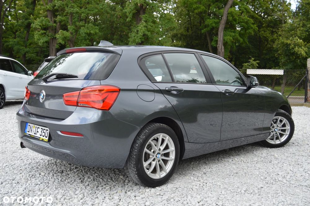 BMW Seria 1 118i Sport Line - 2