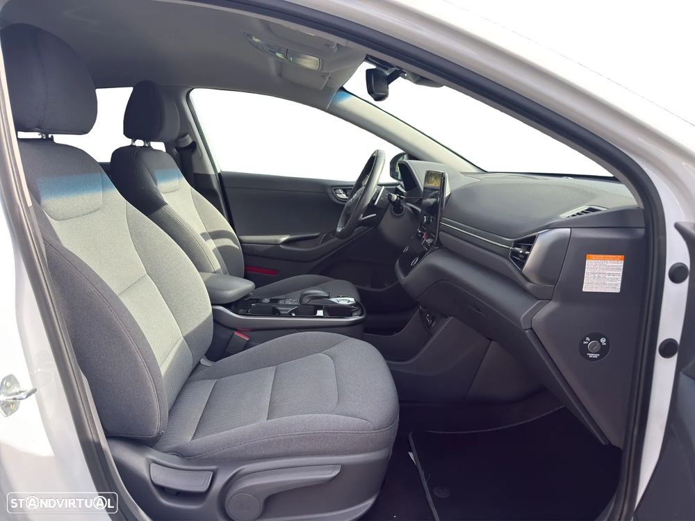 Hyundai Ioniq Business - 12