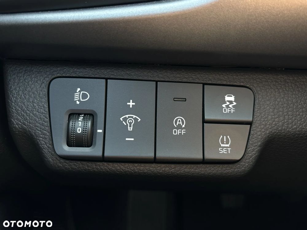 Kia Rio 1.2 M - 21