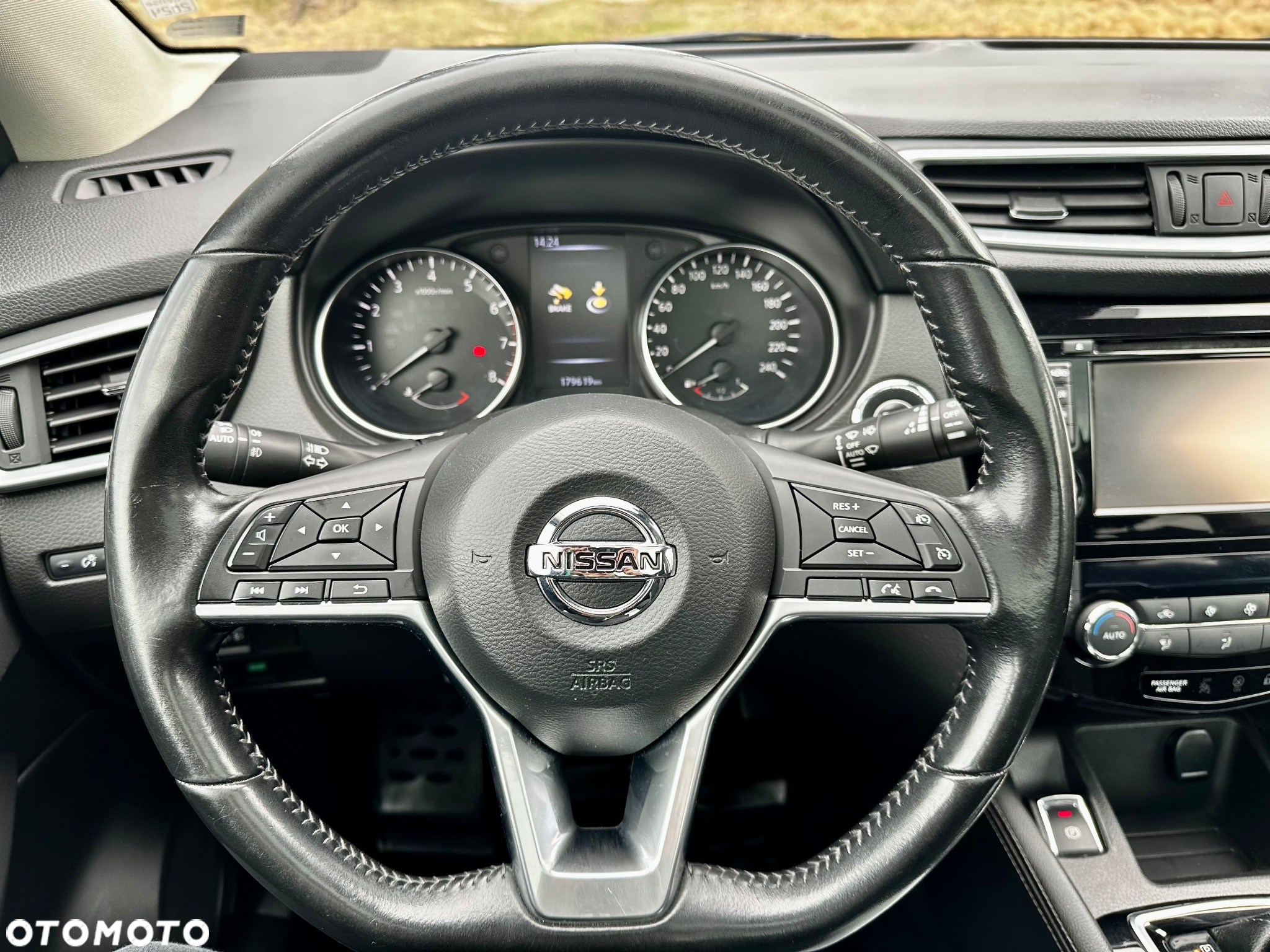 Nissan Qashqai 1.2 DIG-T Xtronic TEKNA+ - 10