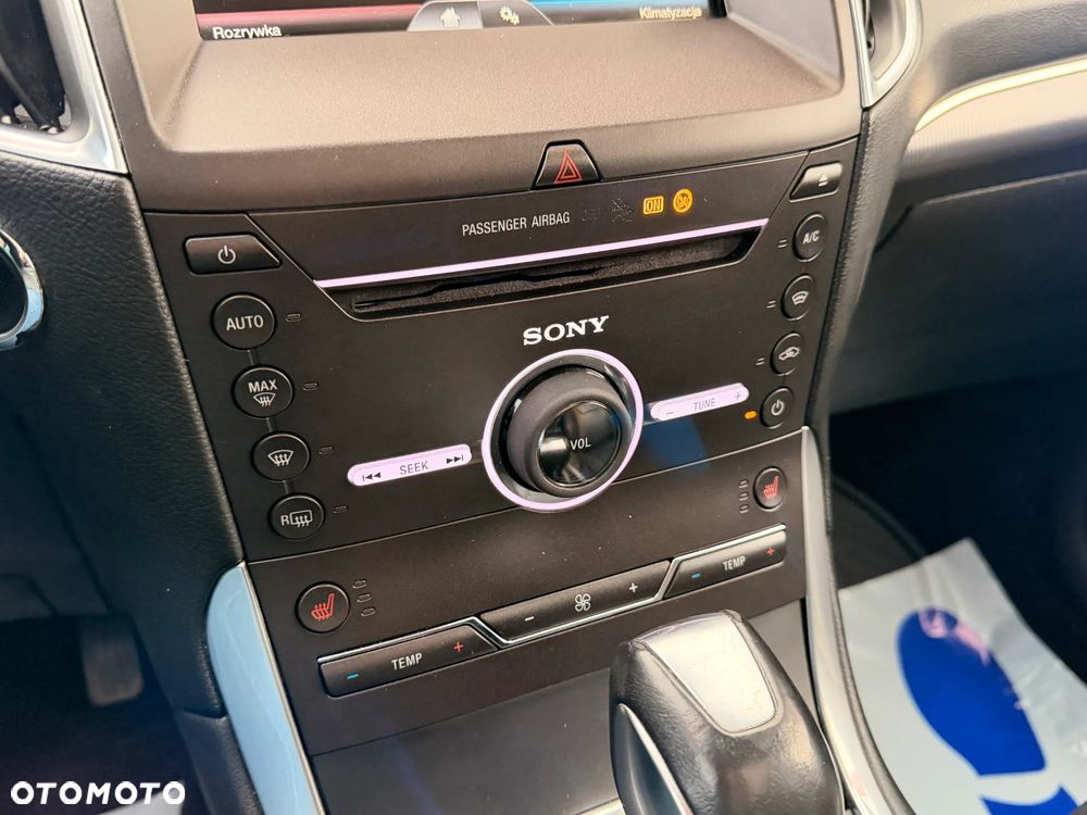 Ford S-Max 2.0 TDCi 4WD Titanium PowerShift - 24