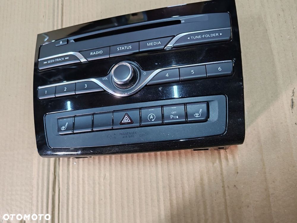 Panel radia sterowania radiem a0919056600 Infiniti Q30 15-19 - 2