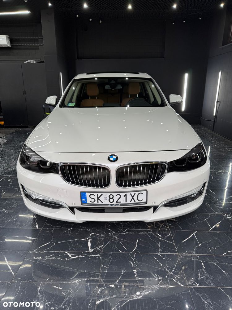 BMW 3GT 320d xDrive Luxury Line - 29