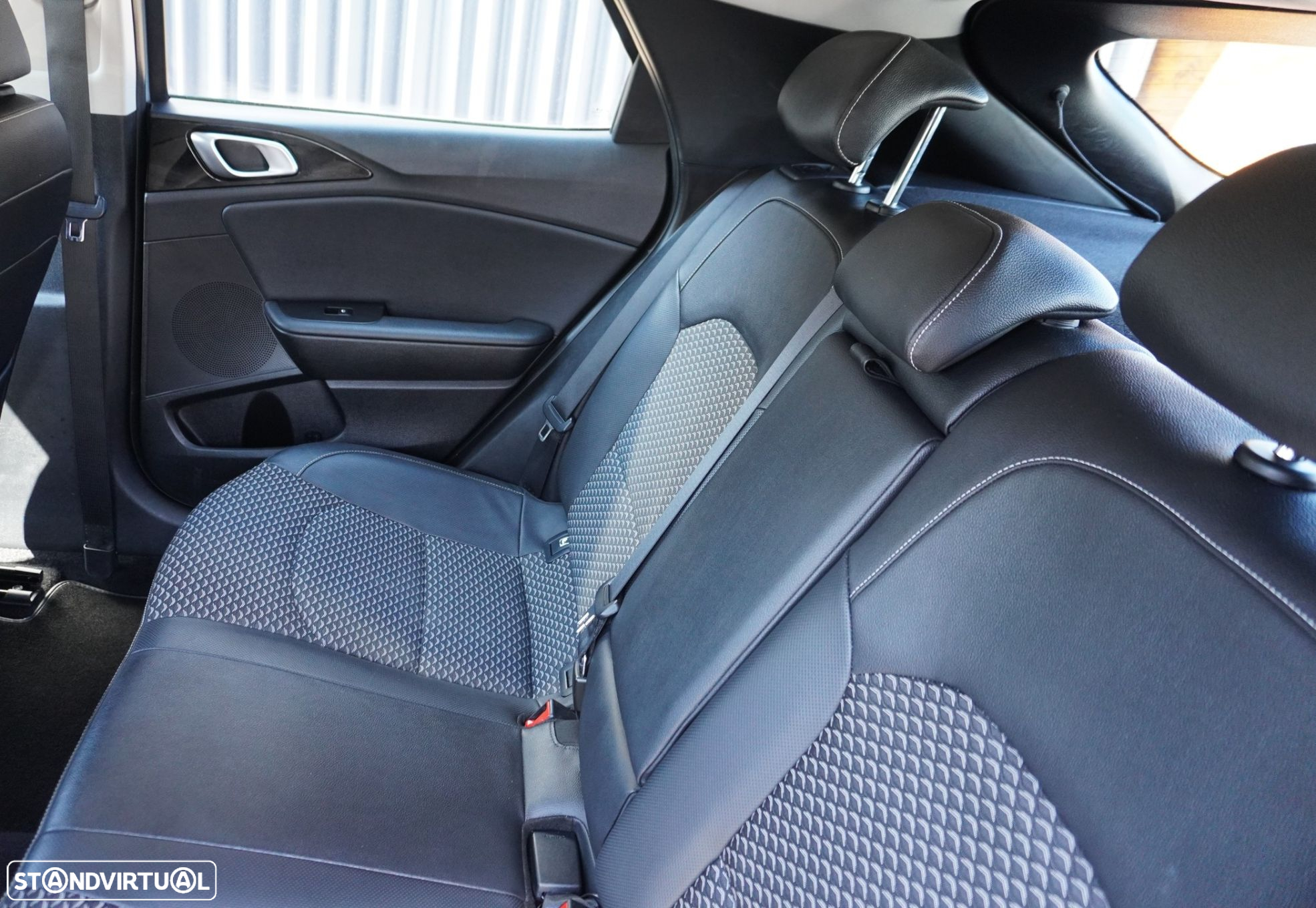 Kia XCeed 1.6 GDi PHEV Drive - 32