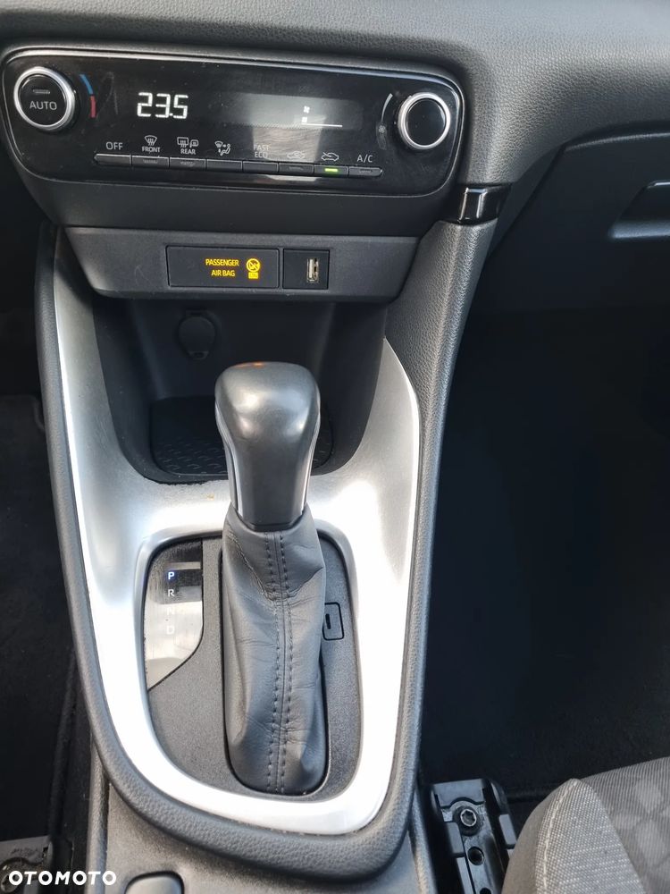 Toyota Yaris Hybrid 1.5 Active - 19