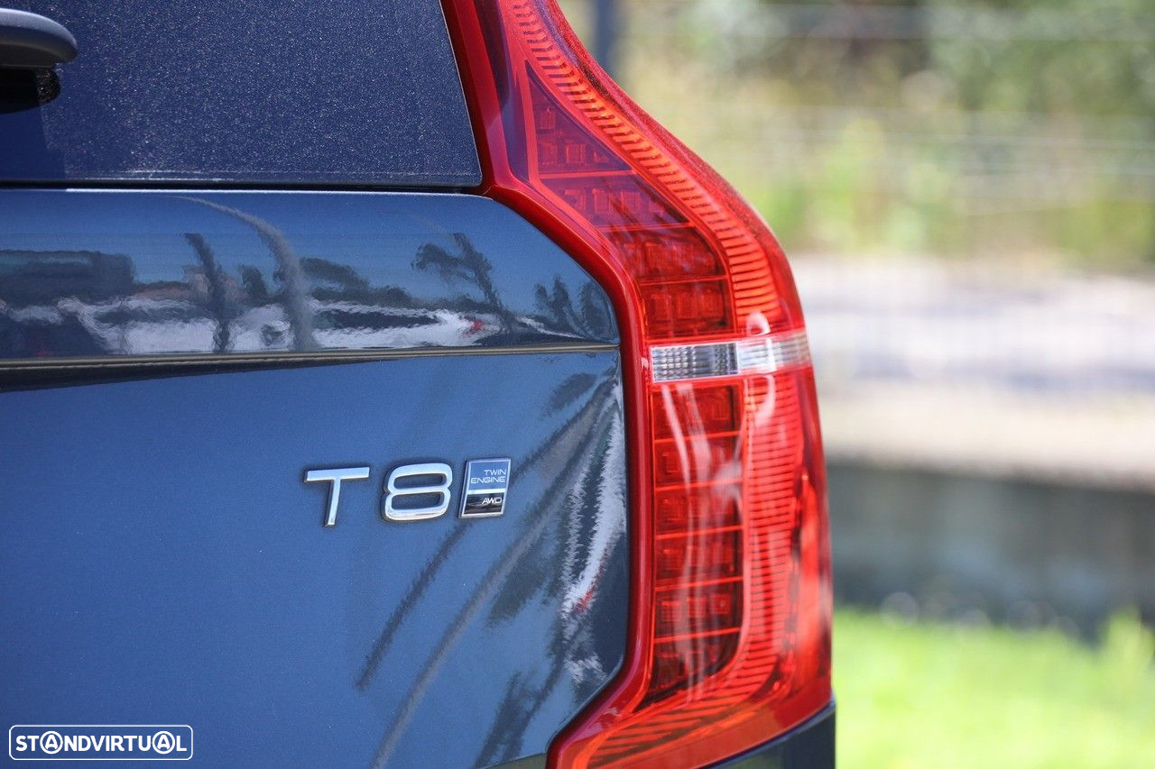 Volvo XC 90 2.0 T8 PHEV Momentum Plus AWD - 28