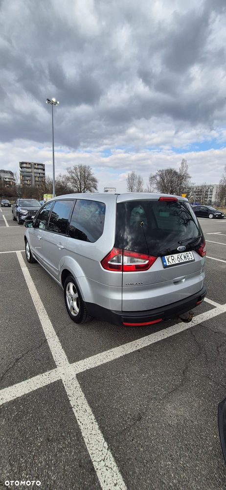 Ford Galaxy 2.0 Ghia - 6