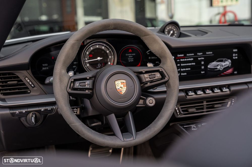 Porsche 911 (992) Carrera 4S PDK - 21