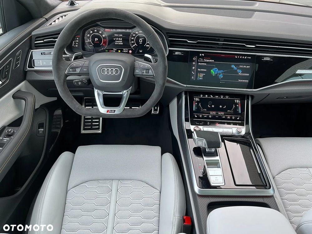 Audi RS Q8 - 18