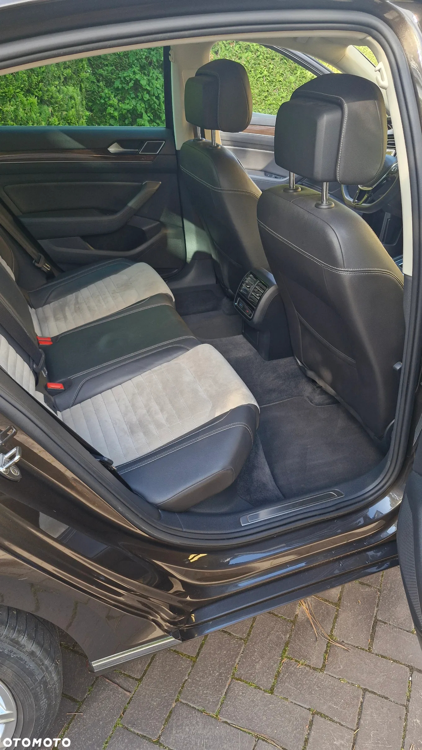 Volkswagen Passat 2.0 TDI BMT Highline DSG - 10