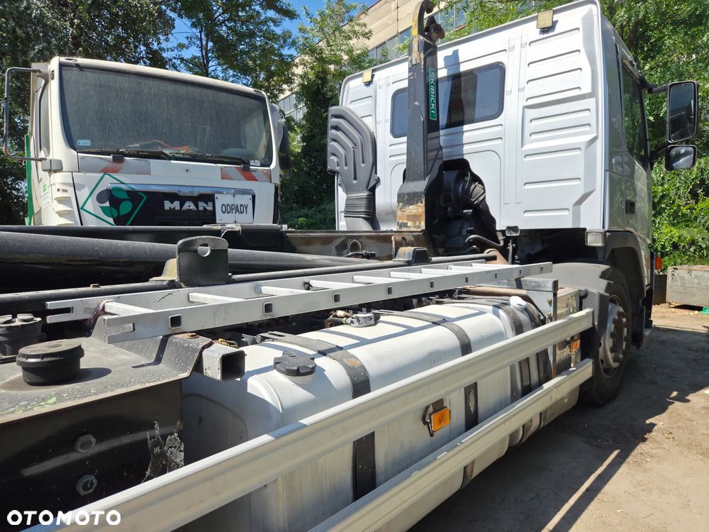 Volvo FM 330 - 6